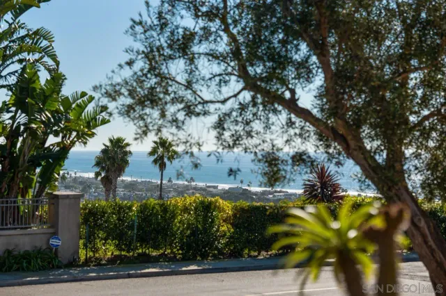 $4,399,900 | 773 East Solana Circle, Solana Beach, CA 92075