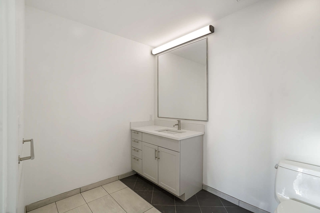 839 Beacon Street, Unit 406 Boston, MA 02215 - Photo 15 of 29