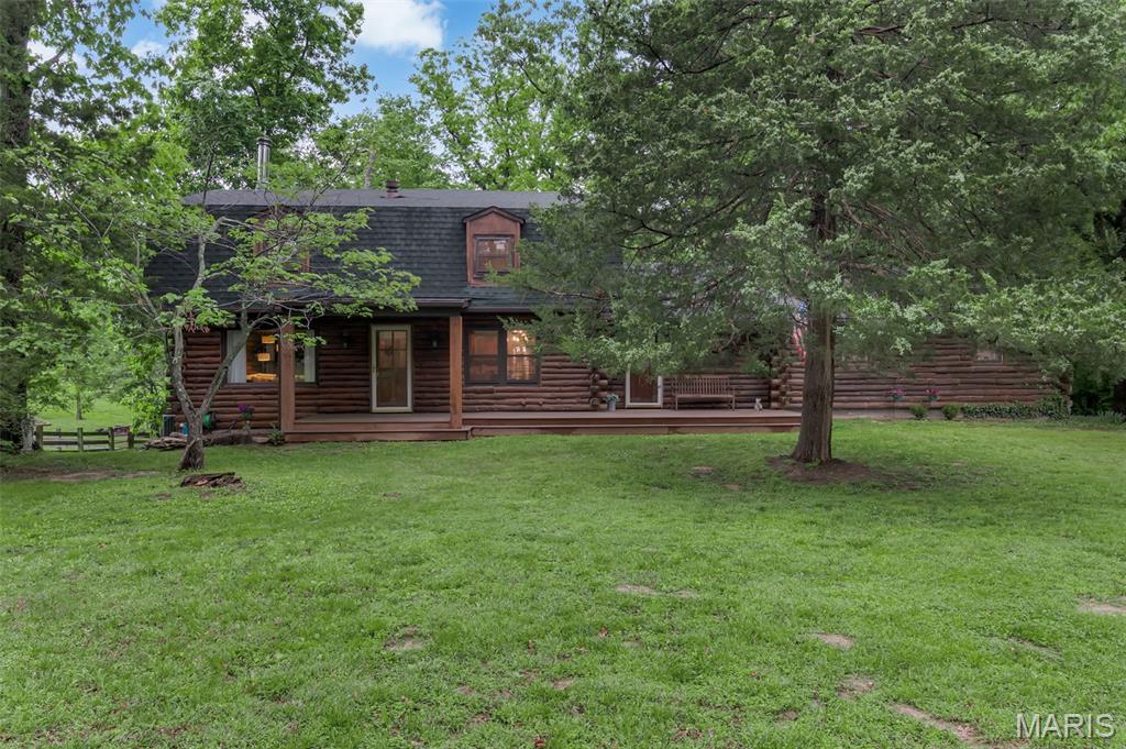 7 Wilderness Lane Defiance, MO 63341 - Photo 1 of 71