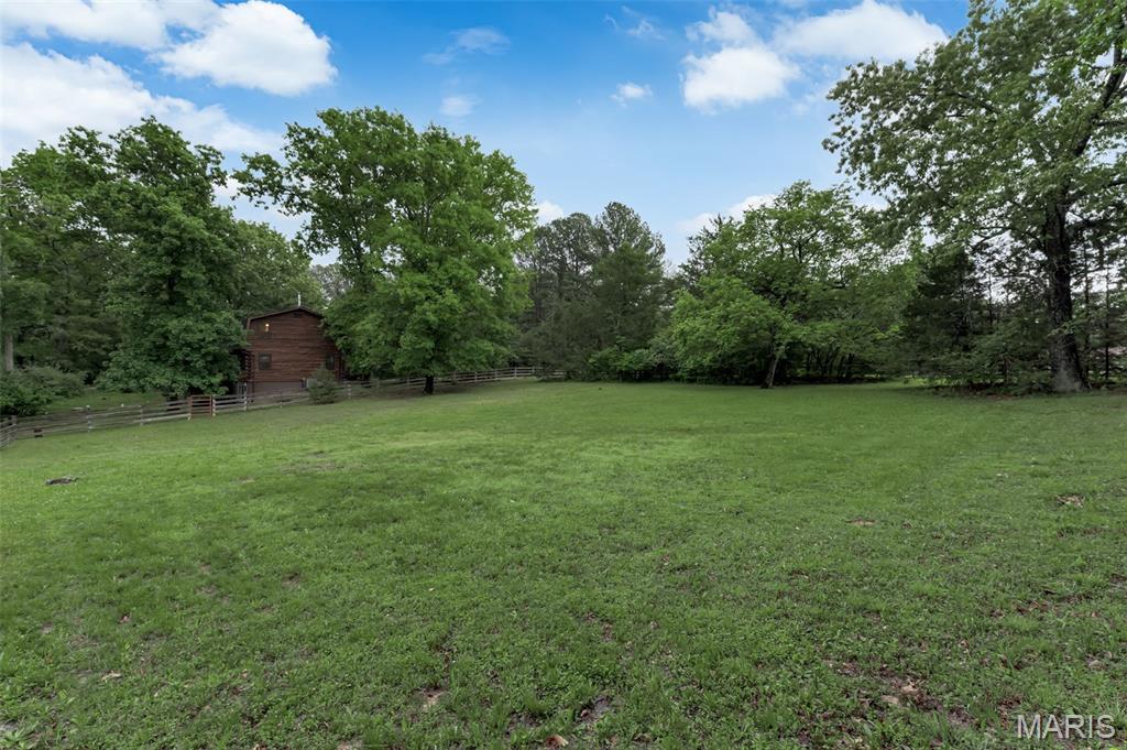 7 Wilderness Lane Defiance, MO 63341 - Photo 41 of 71
