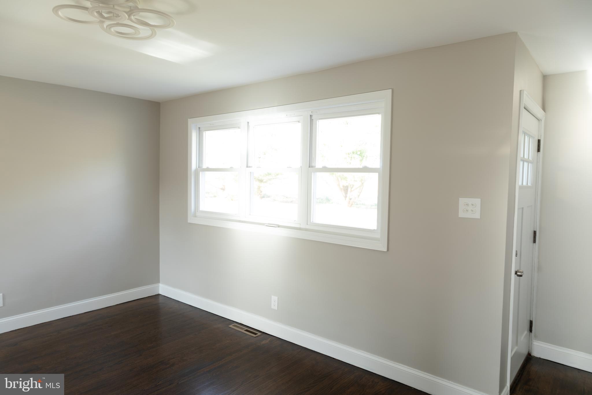 446 Spring Road Hammonton, NJ 08037 - Photo 3 of 21