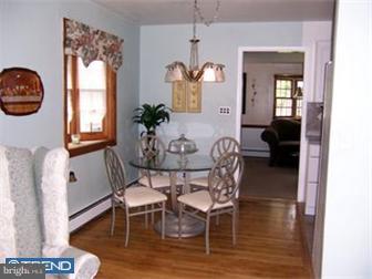 42 Miry Brook Road Hamilton Square, NJ 08690 - Photo 3 of 9