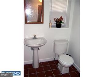 42 Miry Brook Road Hamilton Square, NJ 08690 - Photo 7 of 9