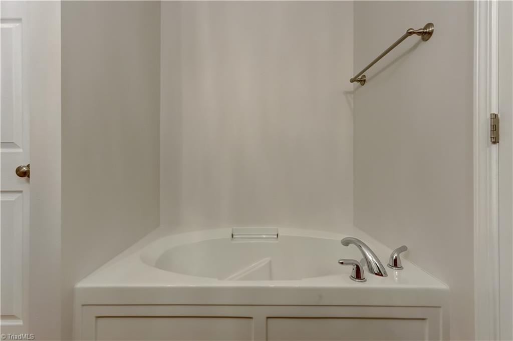 2465 Featherstone Court Trinity, NC 27370 - Photo 19 of 38