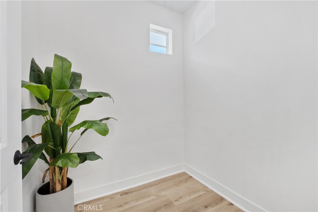 154 Keeper Irvine, CA 92618 - Photo 28 of 42 a vase with white and yellow flowers