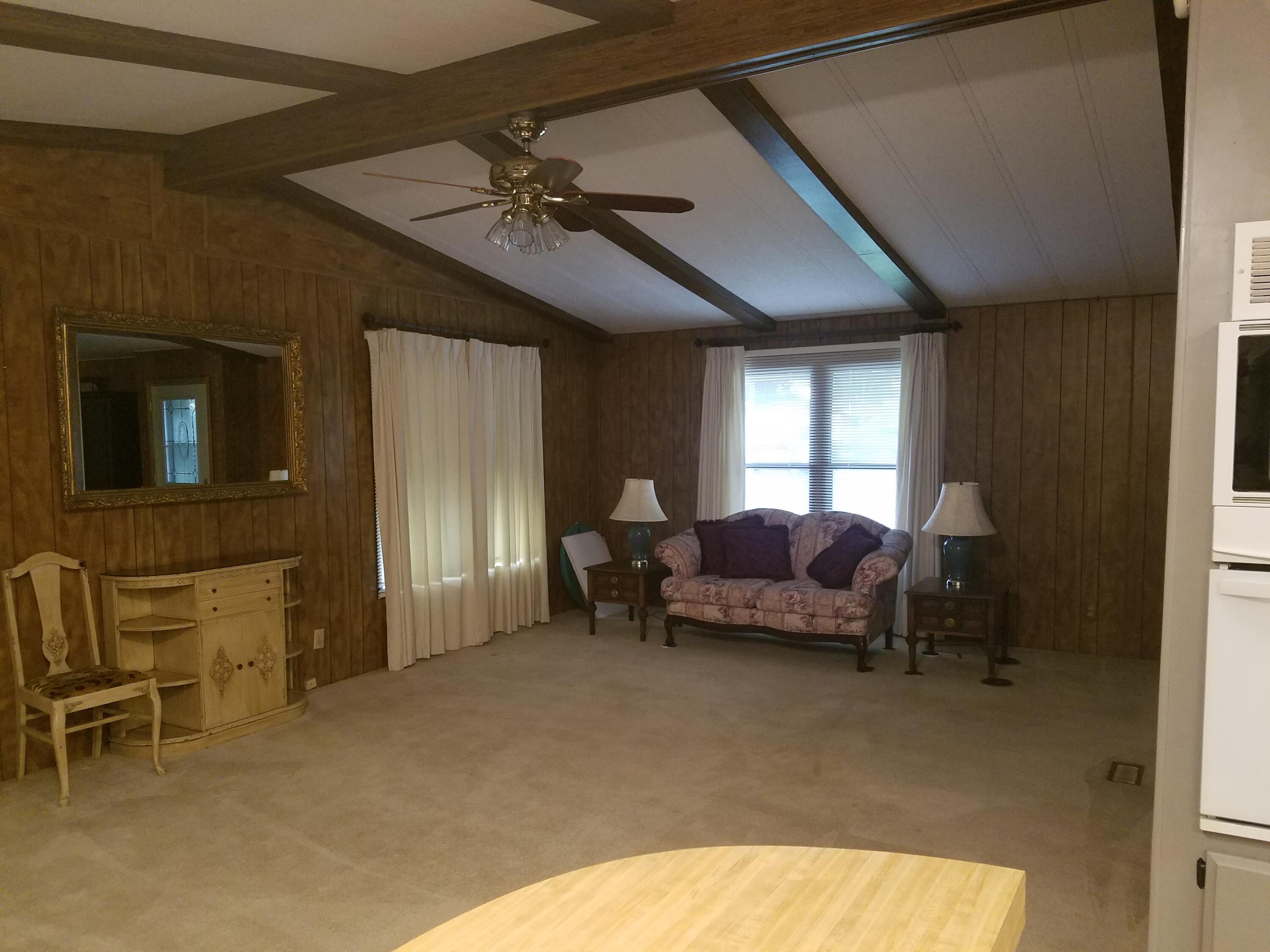 301 Freeman Road, Unit 85 Central Point, OR 97502 - Photo 9 of 25 20240822_170104