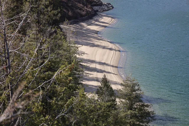 $149,000 | 21155 Lake Roosevelt Boulevard, Creston, WA 99117