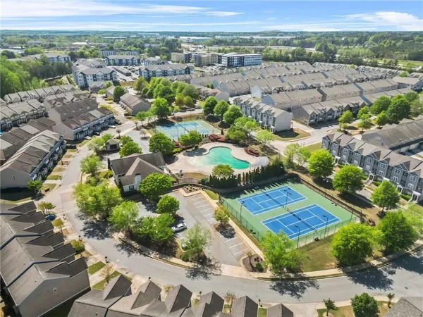 a view of a tennis court