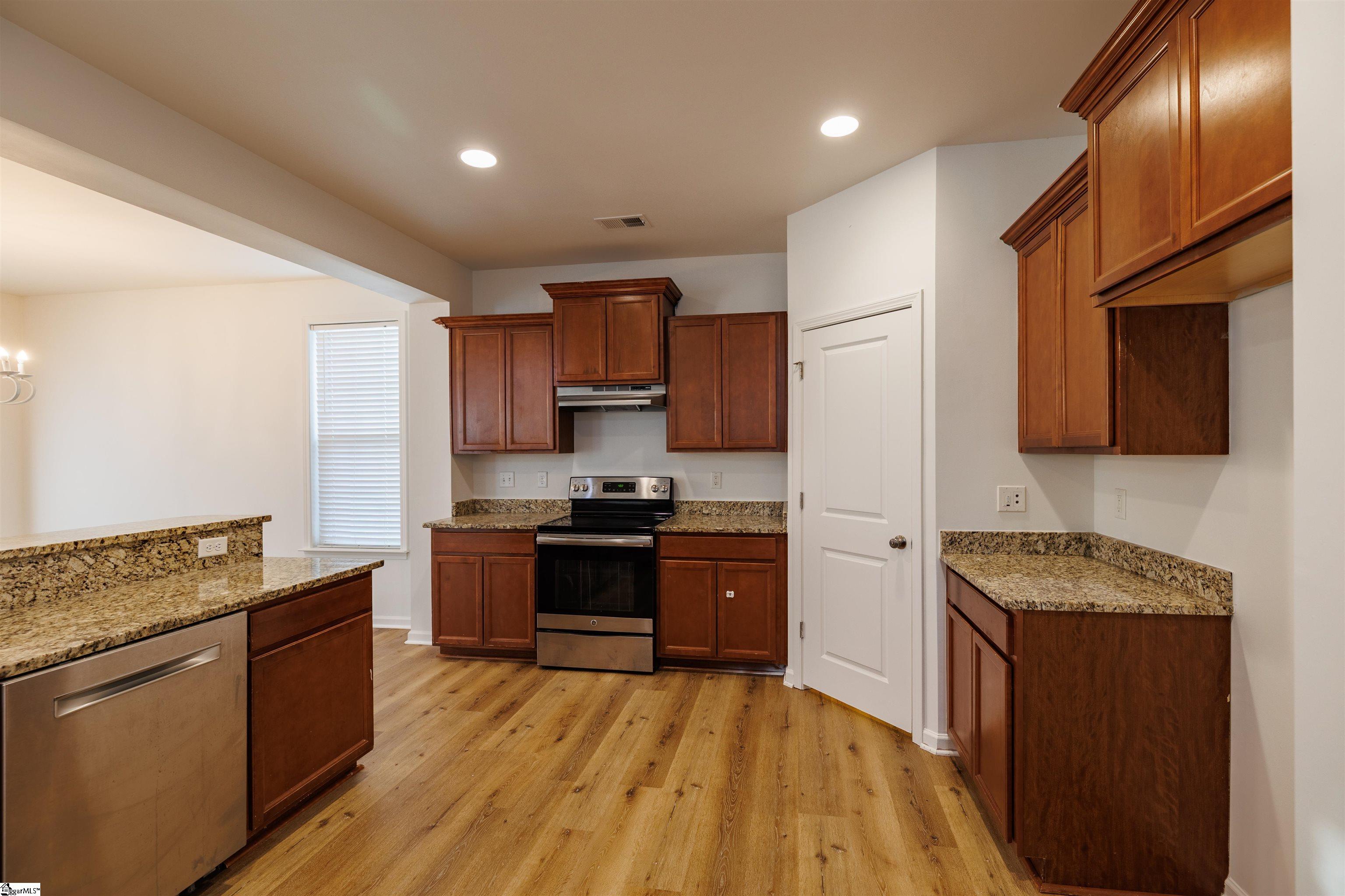 528 Bailey Elizabeth Way Inman, SC 29349 - Photo 17 of 49