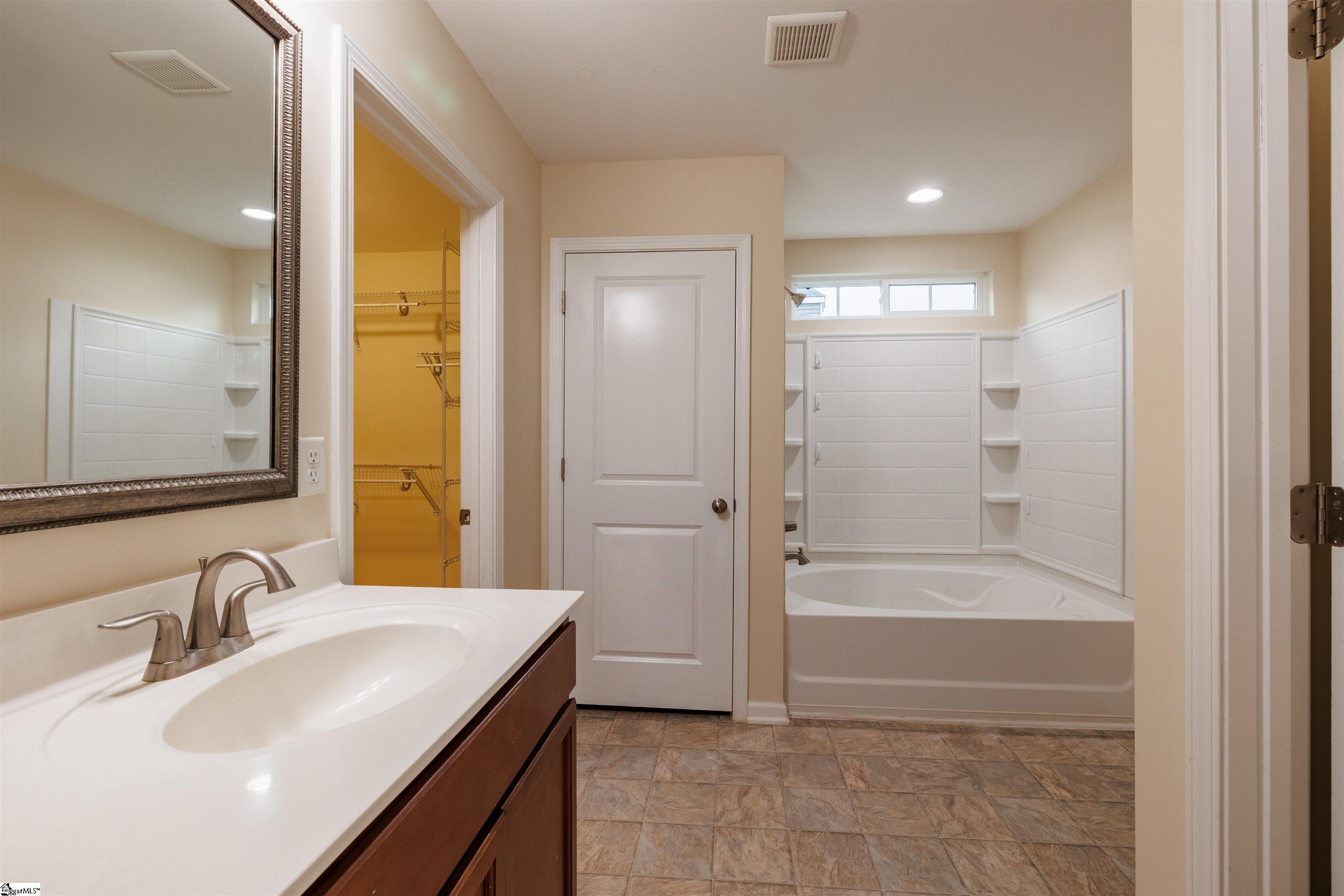 528 Bailey Elizabeth Way Inman, SC 29349 - Photo 34 of 49