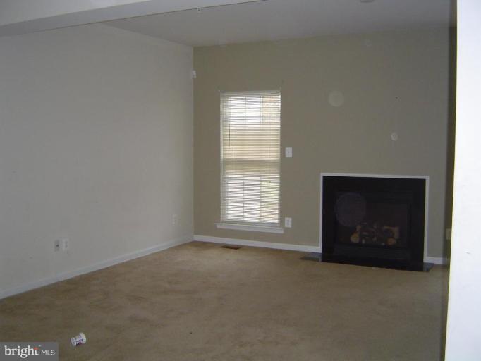 1740 Waltman Road Edgewood, MD 21040 - Photo 3 of 9 Living Room