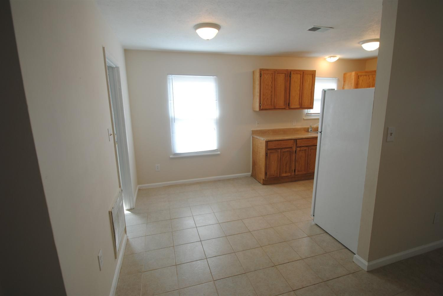 1715 Gerald Drive Lexington, KY 40511 - Photo 8 of 18 Photo 8