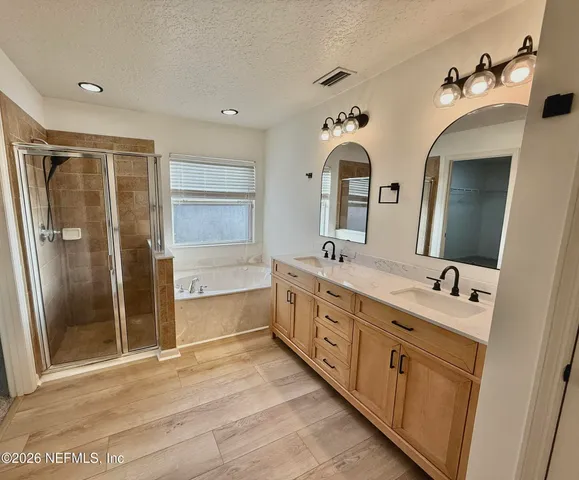 $2,500 | 897 Collinswood Drive, Jacksonville, FL 32225