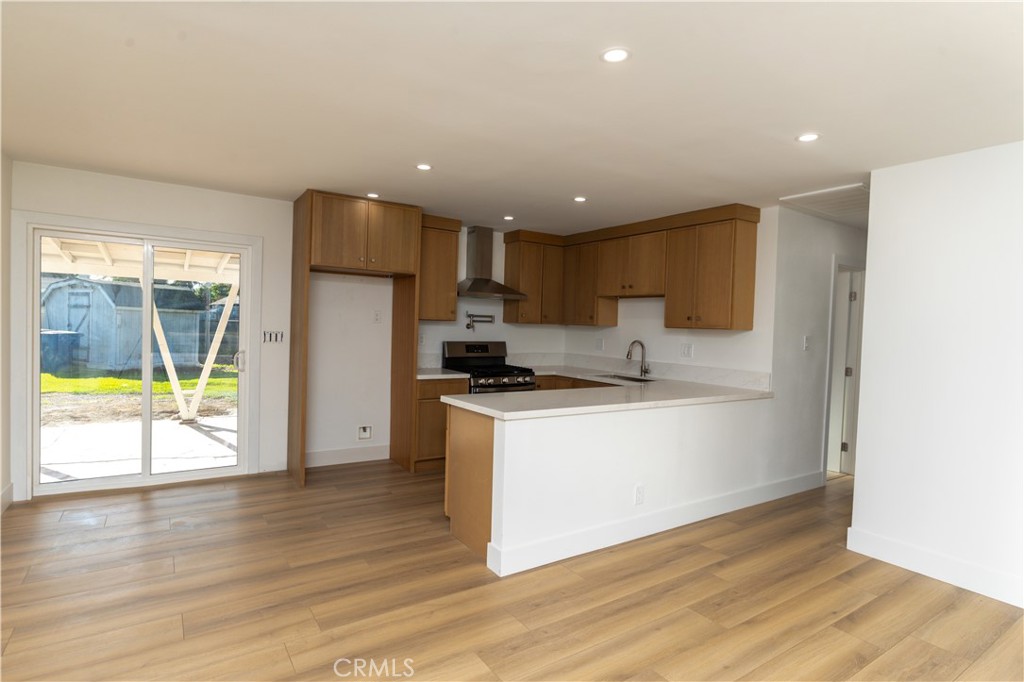 8326 Greenpoint Avenue Riverside, CA 92503 - Photo 4 of 21