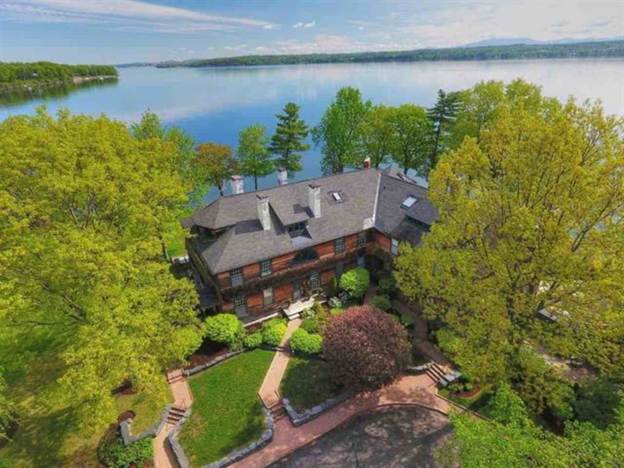 3410 Harbor Road, Unit 2 Shelburne, VT 05482 - Photo 2 of 18 Gallery Image 2