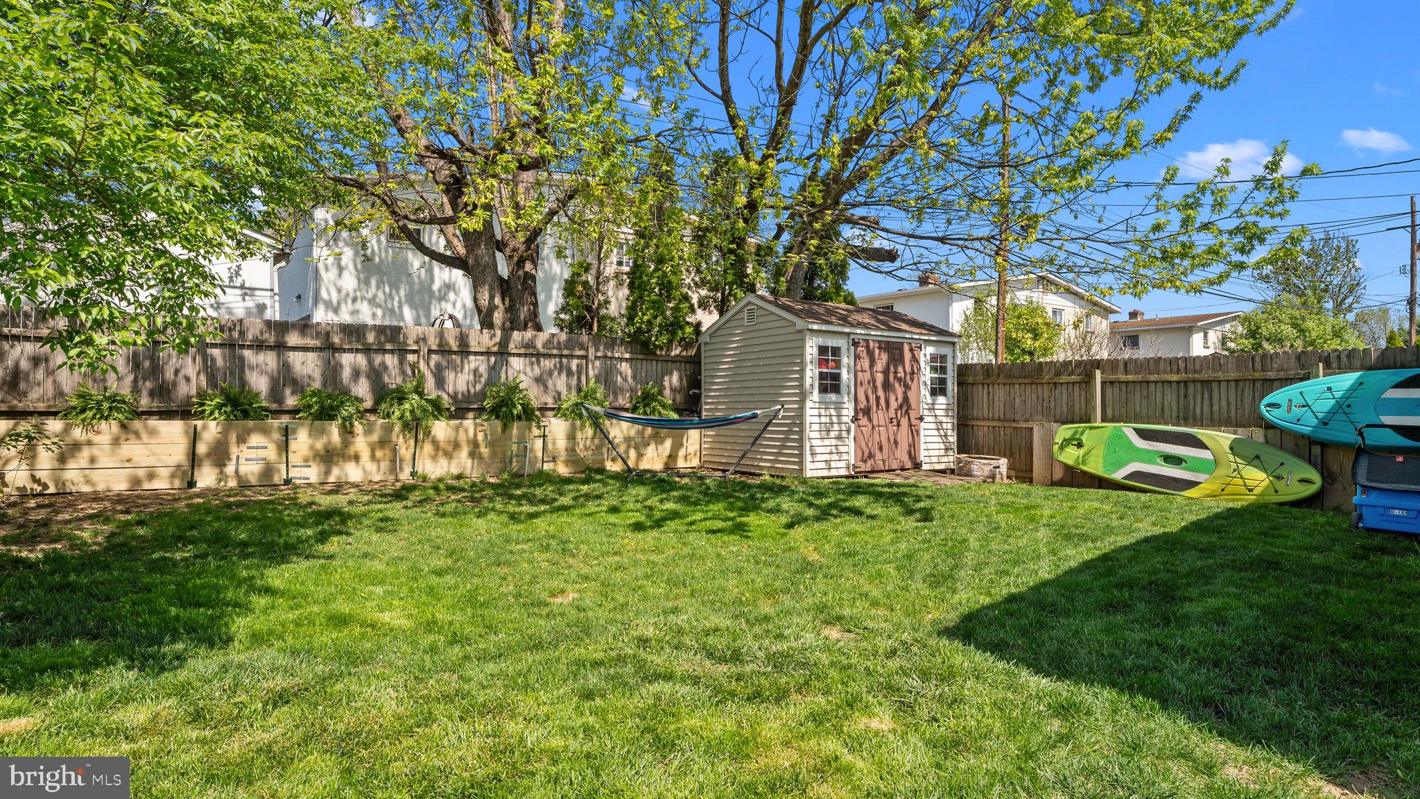 526 Palmer Road Conshohocken, PA 19428 - Photo 29 of 31 a garden view