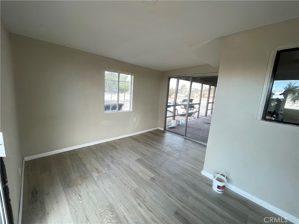 2845 Del Rosa Road Phelan, CA 92371 - Photo 11 of 15 Extra room