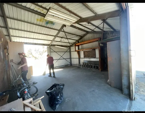 $1,800 | 2845 Del Rosa Road, Phelan, CA 92371