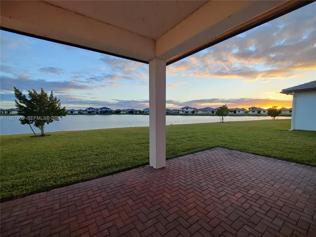 $3,950 | 5077 Gambero Way, Unit 5077, Immokalee, FL 34142