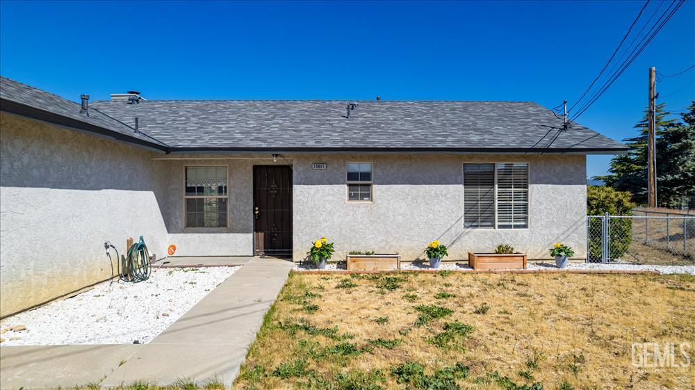 Undisclosed Address Tehachapi, CA 93561 - Photo 22 of 32 a view of a backyard of the house