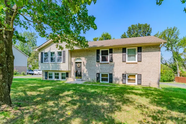 $325,000 | 314 Peachtree Drive, Berea, KY 40403