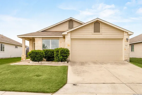 $249,900 | 731 Spectrum Drive, New Braunfels, TX 78130