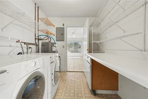 $122,500 | 401 Finchley Court, Unit A, Sun City Center, FL 33573