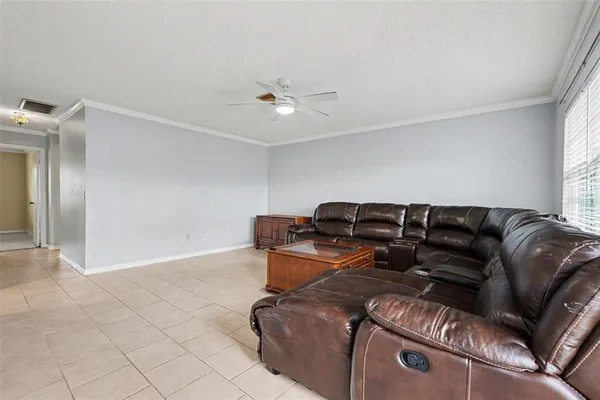 $122,500 | 401 Finchley Court, Unit A, Sun City Center, FL 33573