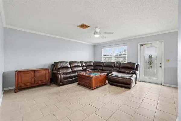 $122,500 | 401 Finchley Court, Unit A, Sun City Center, FL 33573