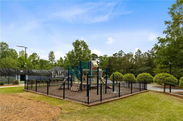 $950,000 | 3302 Anna Ruby Lane Northeast, Buford, GA 30519