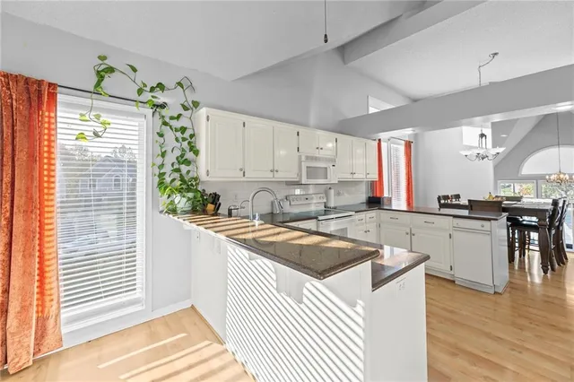 $490,000 | 5307 Noble Street, Shawnee, KS 66226