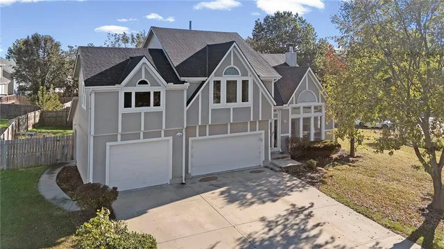 $490,000 | 5307 Noble Street, Shawnee, KS 66226