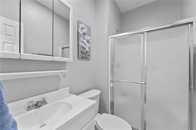 $490,000 | 5307 Noble Street, Shawnee, KS 66226