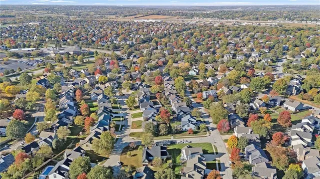 $490,000 | 5307 Noble Street, Shawnee, KS 66226