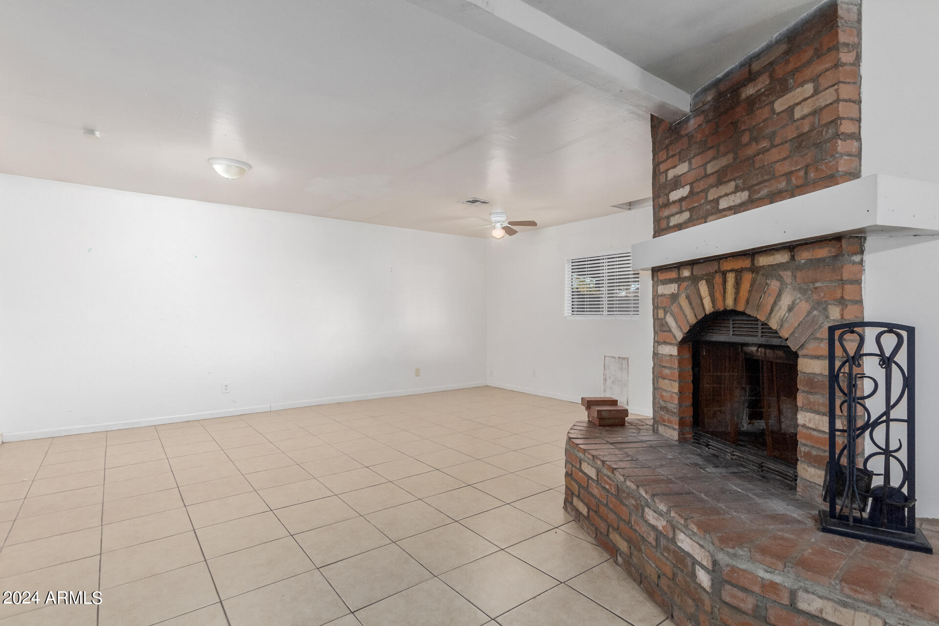 2730 West Ruth Avenue Phoenix, AZ 85051 - Photo 11 of 45 0014-11-Ruth