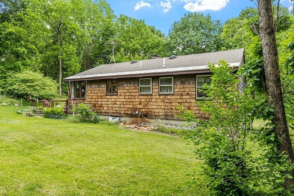 13 Leland Road Westford, MA 01886 - Photo 5 of 35 Gallery Image 5