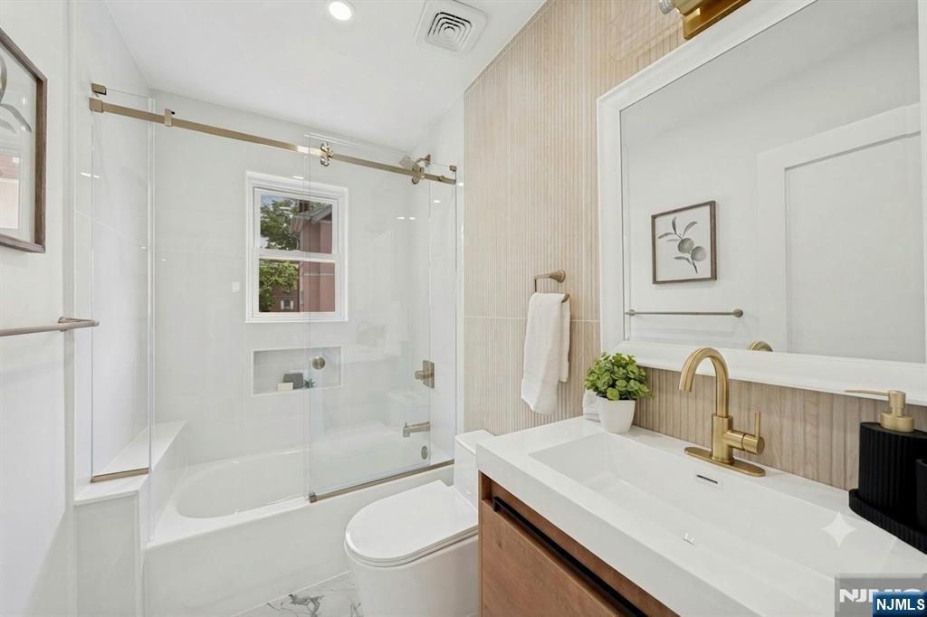 179 Washington Avenue Rutherford, NJ 07070 - Photo 17 of 50