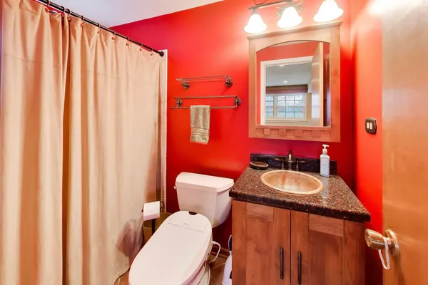 $550,000 | 2819 North Kennicott Avenue, Arlington Heights, IL 60004
