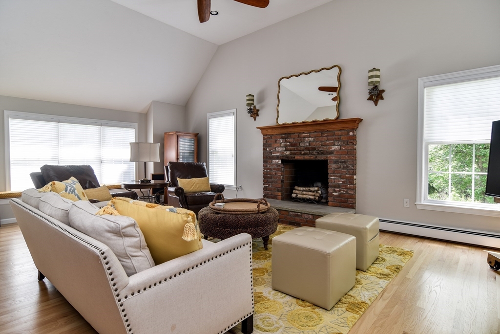 35 Orchard Road Ashland, MA 01721 - Photo 9 of 33