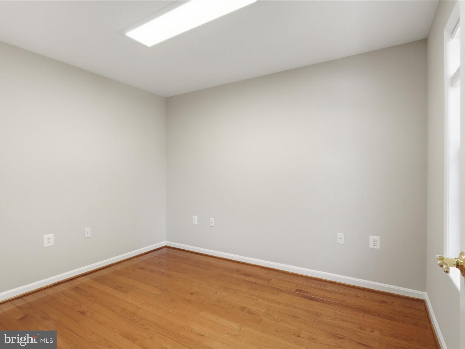 4410 Guinea Road Fairfax, VA 22032 - Photo 25 of 59 Main Level Office