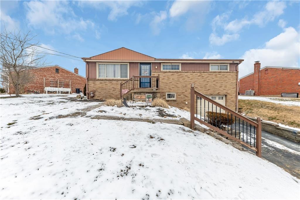 190 William Circle McKees Rocks, PA 15136 - Photo 1 of 22 Gallery Image 1
