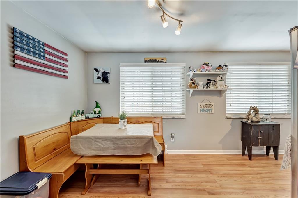 190 William Circle McKees Rocks, PA 15136 - Photo 6 of 22 Gallery Image 6
