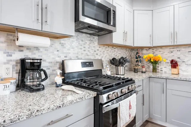 $375,000 | 325 West Lorena Avenue, Fresno, CA 93706