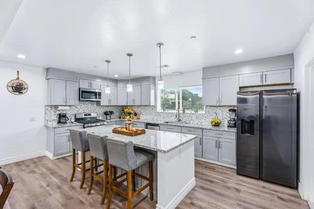 $375,000 | 325 West Lorena Avenue, Fresno, CA 93706