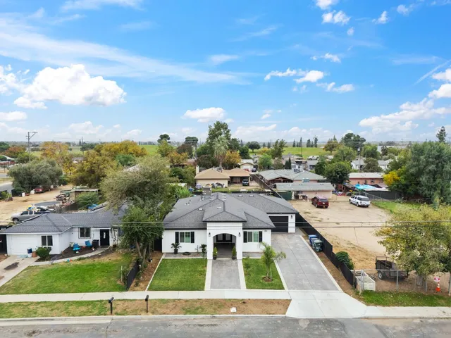 $375,000 | 325 West Lorena Avenue, Fresno, CA 93706
