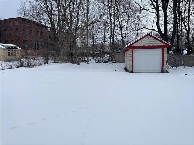 $2,000 | 7 Wells Avenue, Oneonta, NY 13820