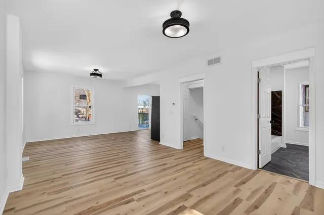 $160,000 | 1111 Loomis Street, Rockford, IL 61102