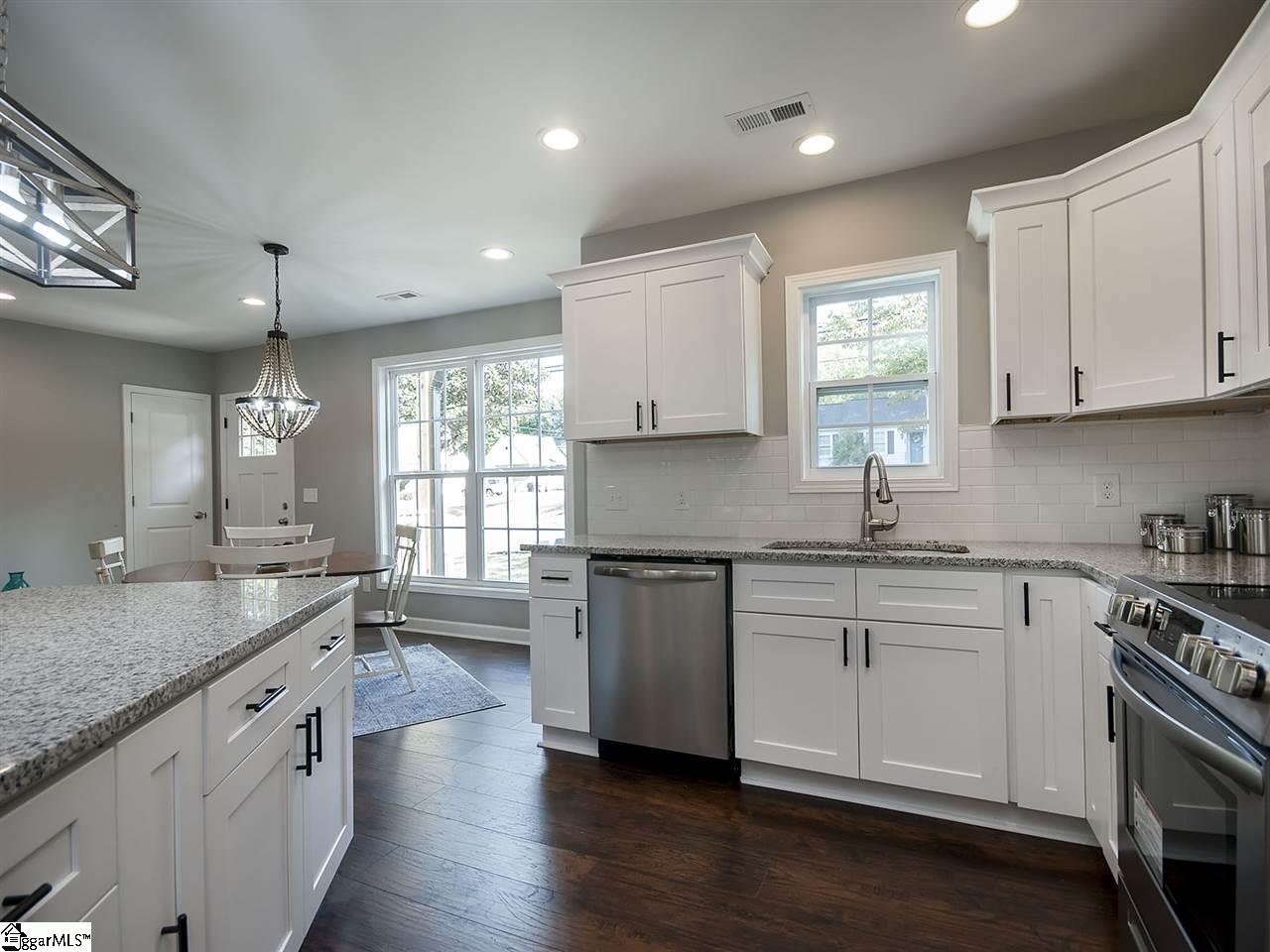 833 North Franklin Road Greenville, SC 29617 - Photo 12 of 36