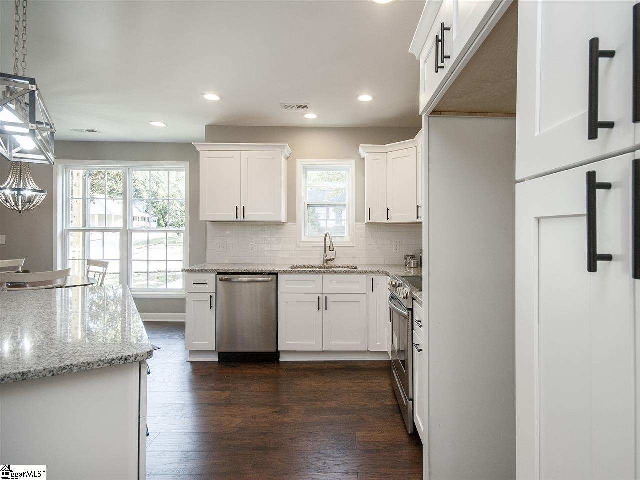 833 North Franklin Road Greenville, SC 29617 - Photo 14 of 36