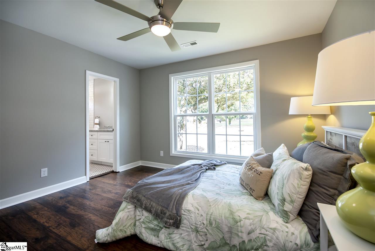 833 North Franklin Road Greenville, SC 29617 - Photo 21 of 36